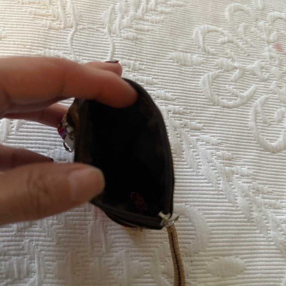 Coin pouch - Picture 3 of 3